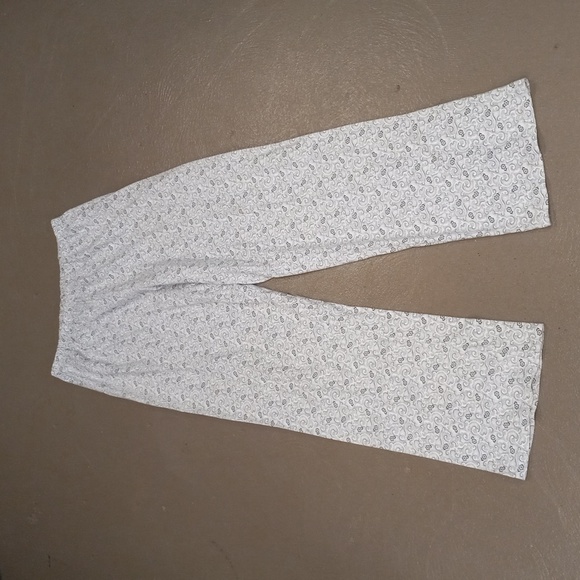 Character Black and White, Long Sleeve, Button Down, Top and Bottom Pajama Set - Picture 8 of 14